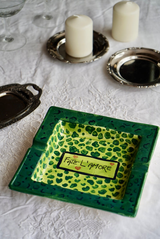 Posacenere quadrato – Decoro leopardato e scritta | 19x19 cm