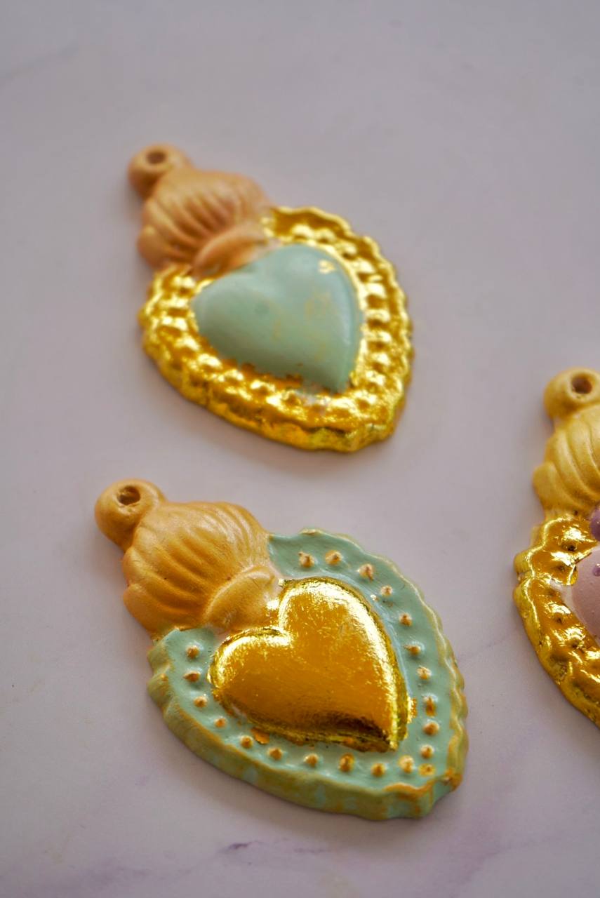 Cuore sacro tridimensionale – Foglia oro e colori pastello | Versione piccola 8.5 cm